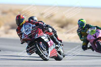 media/Jan-10-2025-CVMA Friday Practice (Fri) [[489e0da257]]/Group 4 and Trackday/Session 4 (Turn 16)/